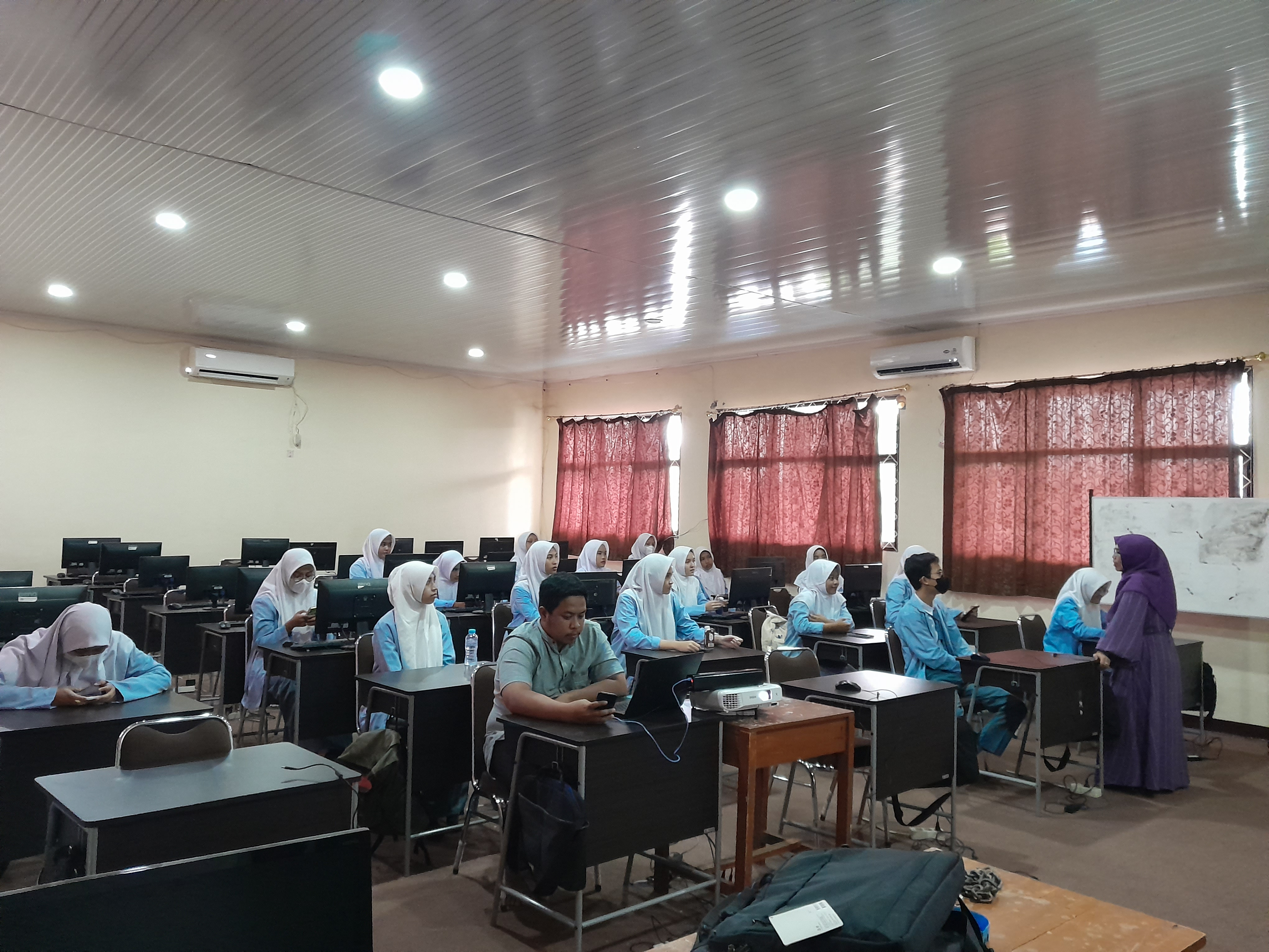 MAN 5 BOGOR HADIRI PEMBUKAAN KOMPETISI SAINS MADRASAH TINGKAT KAB./KOTA SE JAWA BARAT TAHUN 2023