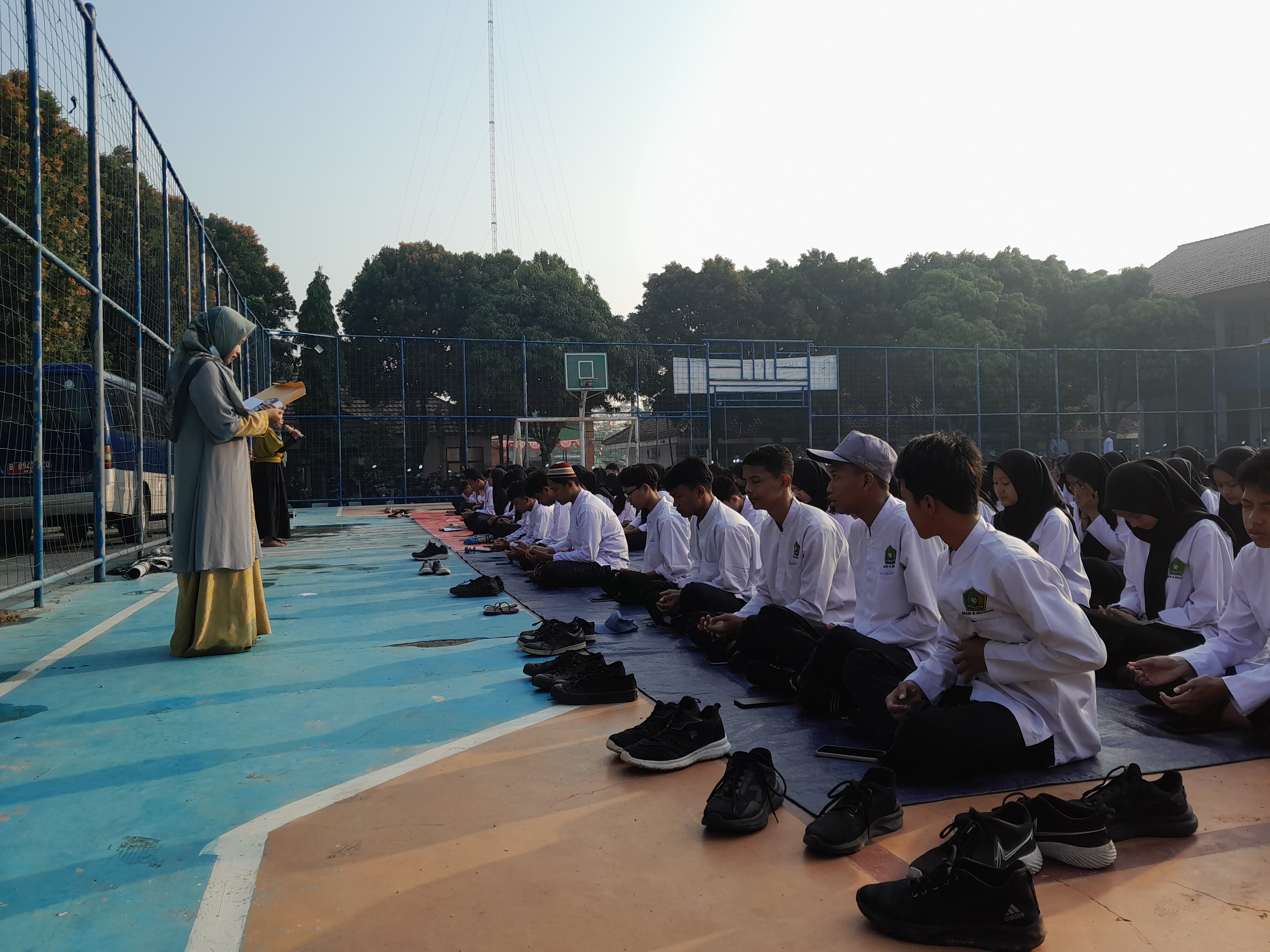 MENJARING BIBIT UNGGUL SEJAK DINI