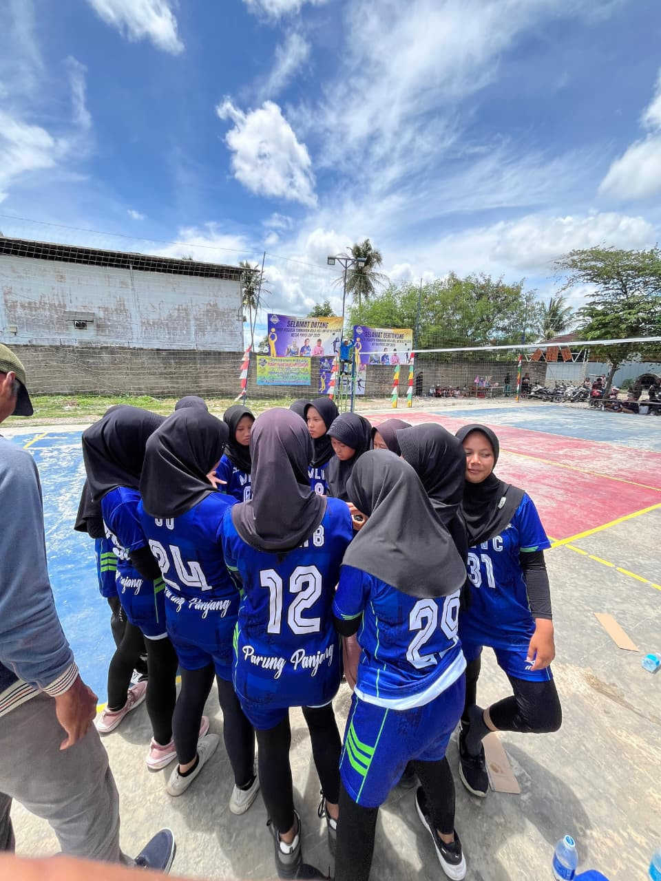 Tim Voli Putri MAN 5 Bogor Raih Juara Turnamen Bola Voli Tingkat SLTA Kecamatan Parungpanjang