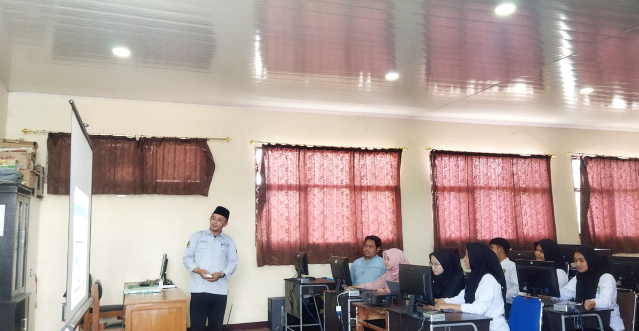 RAPAT PEMBAGIAN TUGAS ZONA INTEGRITAS KOMPONEN V