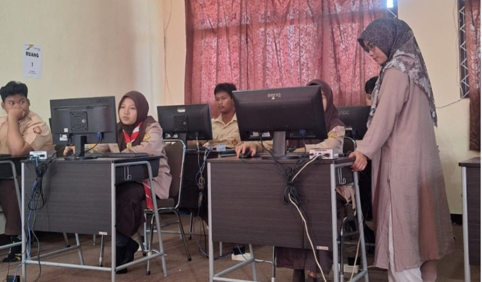 Simulasi Tes Kemampuan Akademik (TKA) di Labkom MAN 5 Bogor