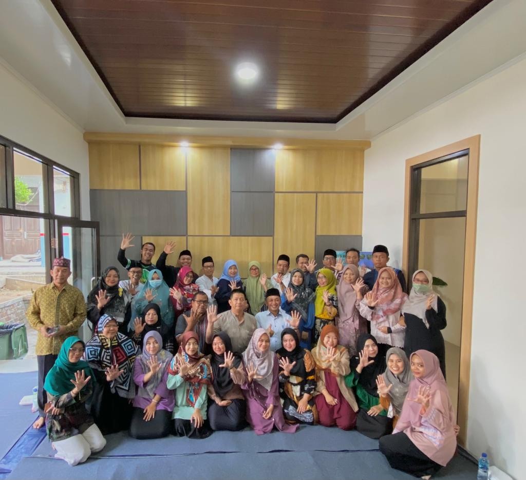 Kebersamaan Jumat berkah di MAN 5 Bogor