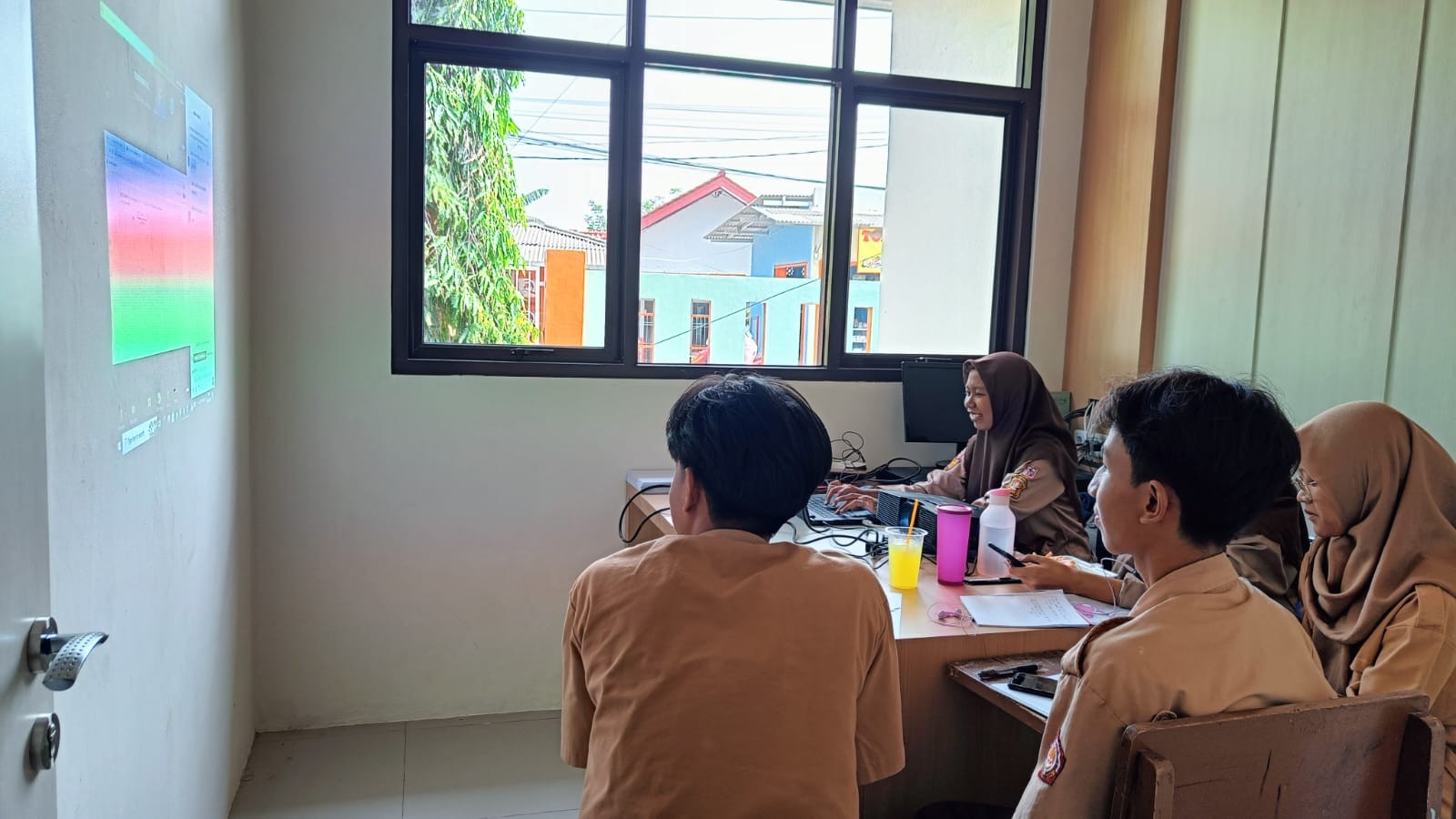Siswa Siswi MAN 5 Bogor Mengikuti Les Eduverse Persiapan KSM 
